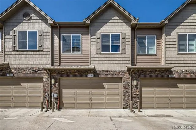 518 E Dry Creek Place Littleton, CO 80122