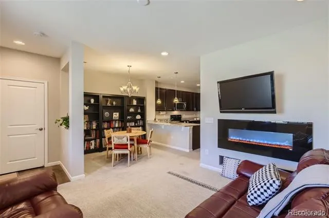 518 E Dry Creek Place Littleton, CO 80122