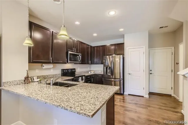 518 E Dry Creek Place Littleton, CO 80122