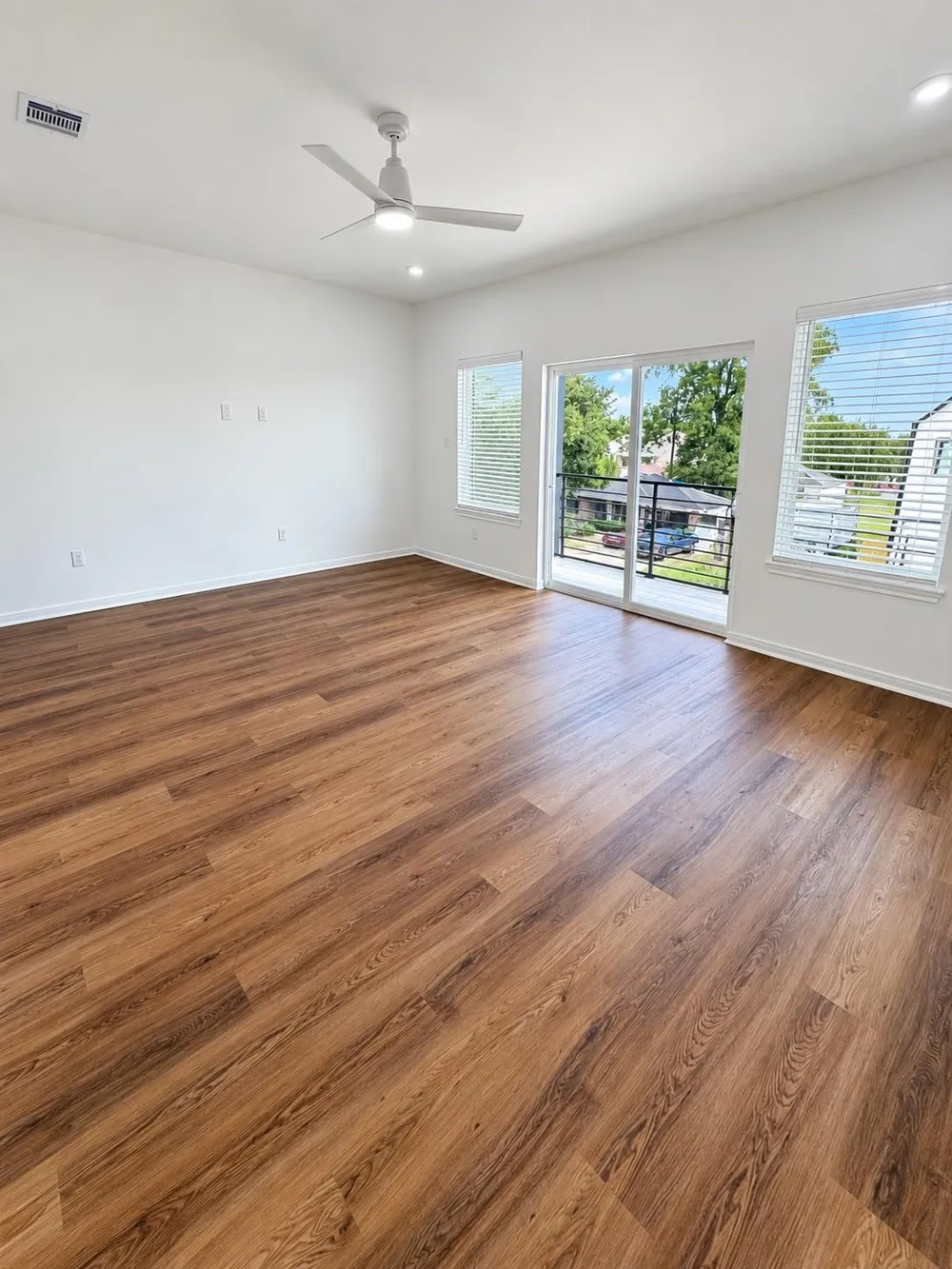 5325 Rue Street Houston, TX 77033