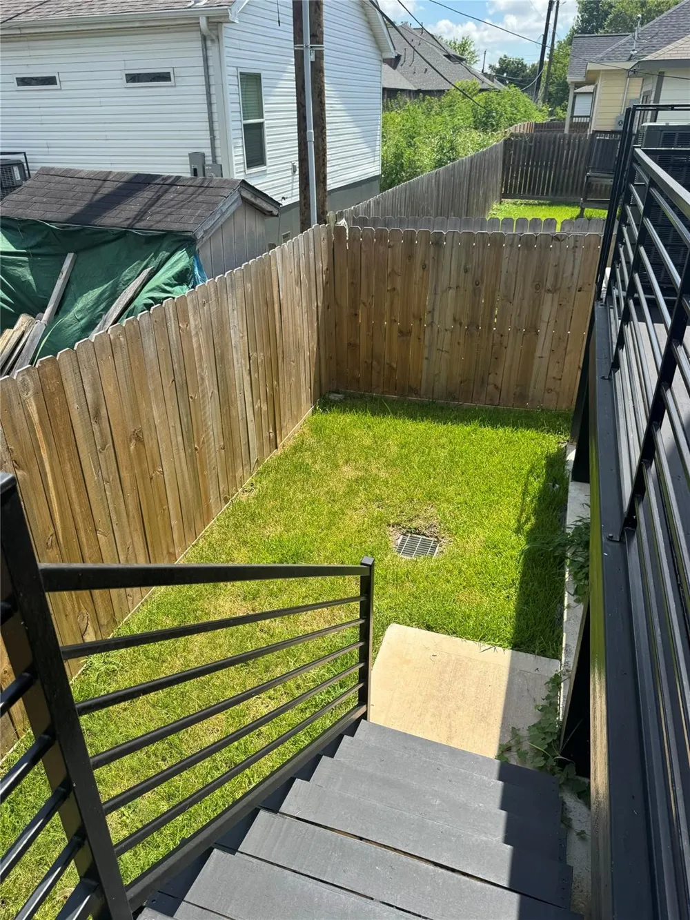 5325 Rue Street Houston, TX 77033