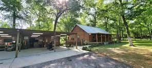 678 Old Phelps Road Huntsville, TX 77340