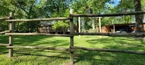 678 Old Phelps Road Huntsville, TX 77340