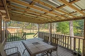 678 Old Phelps Road Huntsville, TX 77340