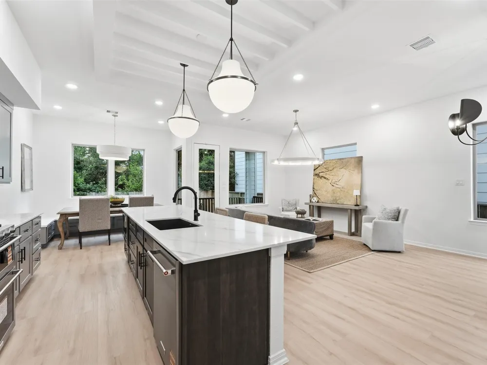 3510 Delhi Street Houston, TX 77022