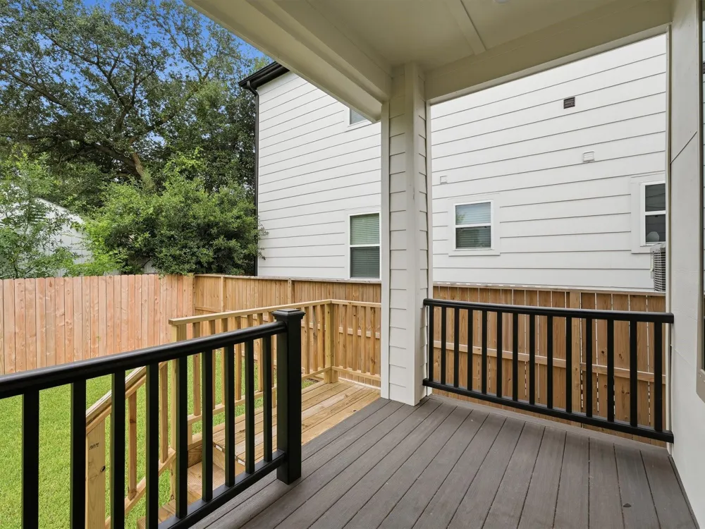 3510 Delhi Street Houston, TX 77022