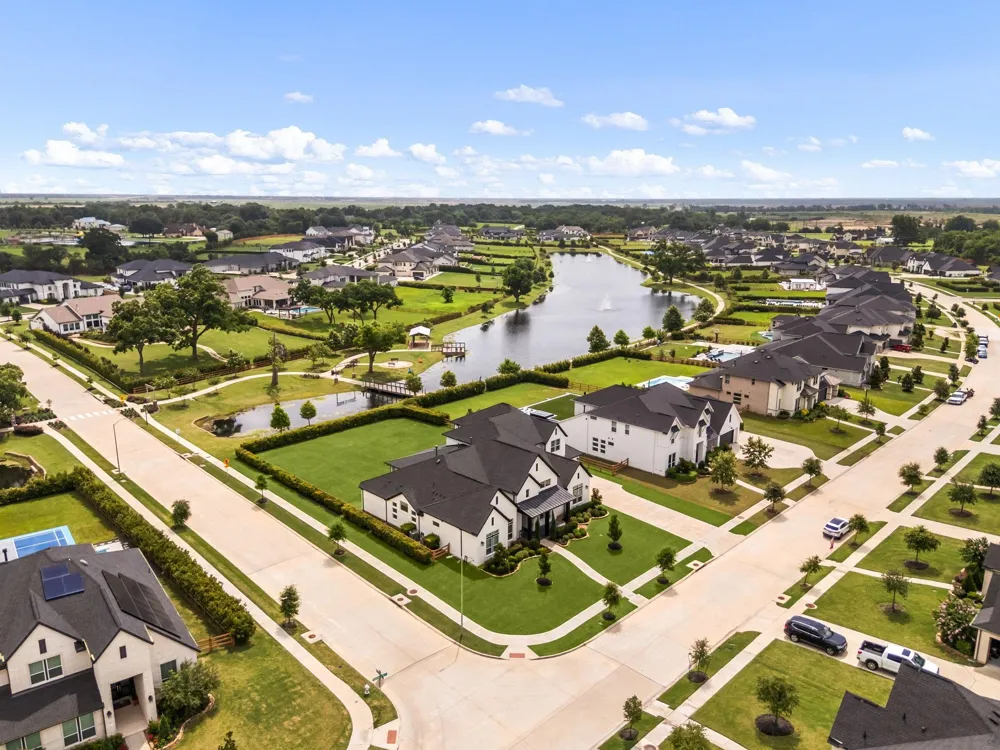 29660 Fulshear Lake Trace Fulshear, TX 77406
