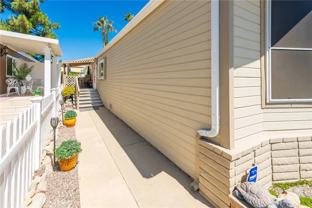 10380 Wagonroad W Corona, CA 92883