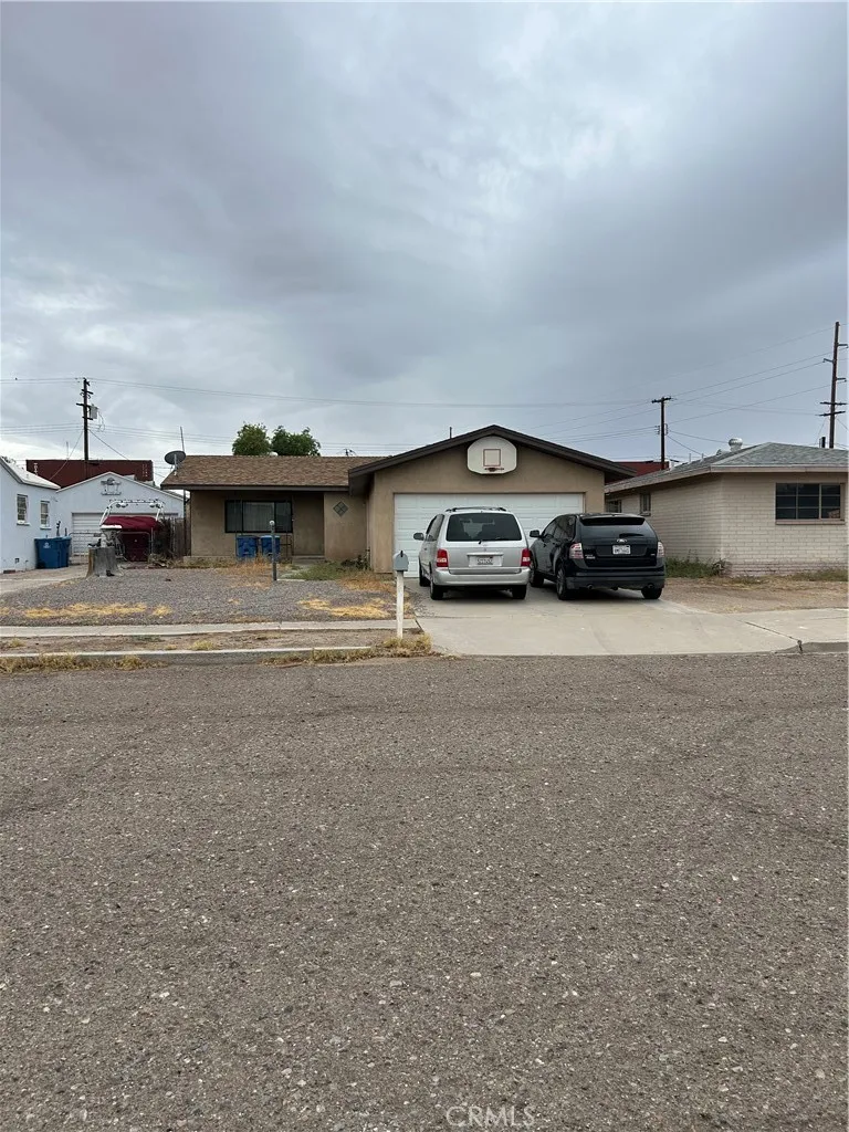 555 California Needles, CA 92363