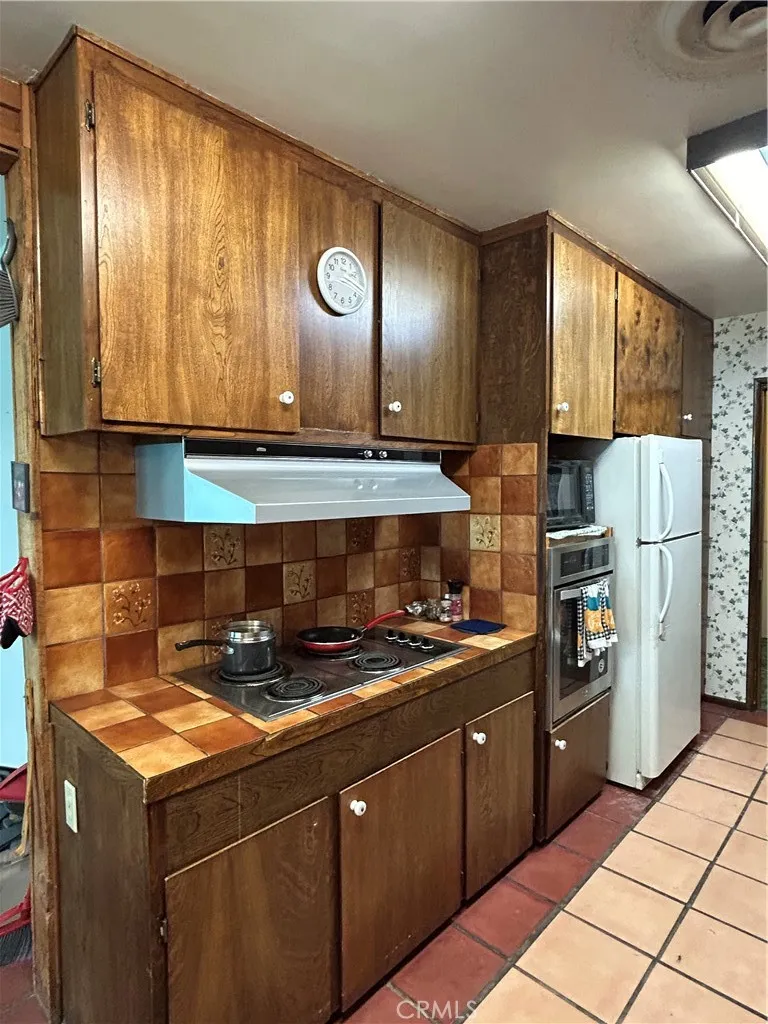 555 California Needles, CA 92363