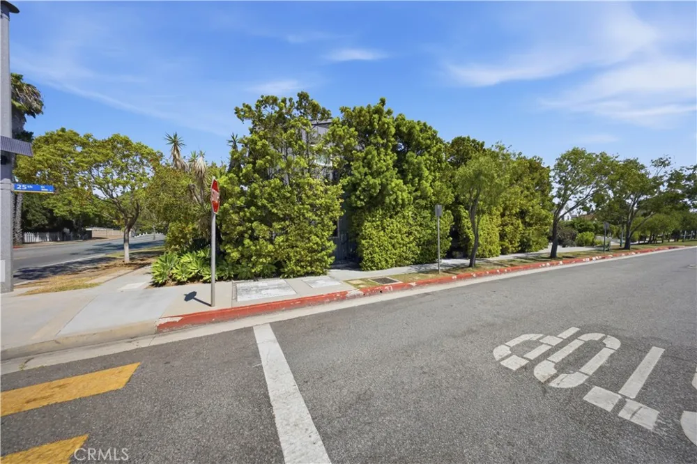 801 25th Street Santa Monica, CA 90403