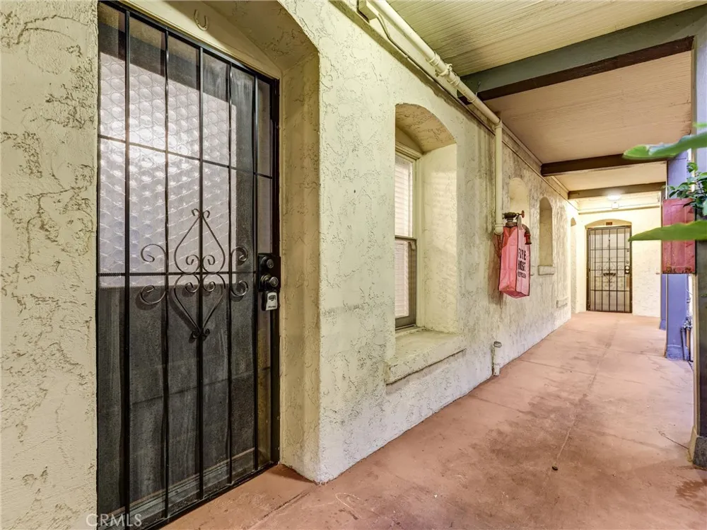 800 Pacific #109 Long Beach, CA 90813