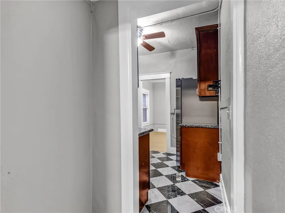 800 Pacific #109 Long Beach, CA 90813