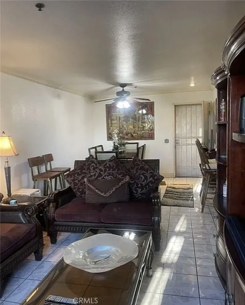 7018 Rita Ave #404 Huntington Park, CA 90255