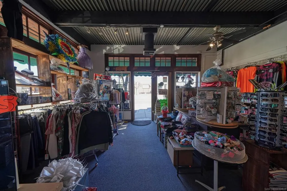 780 Main Street Ramona, CA 92065