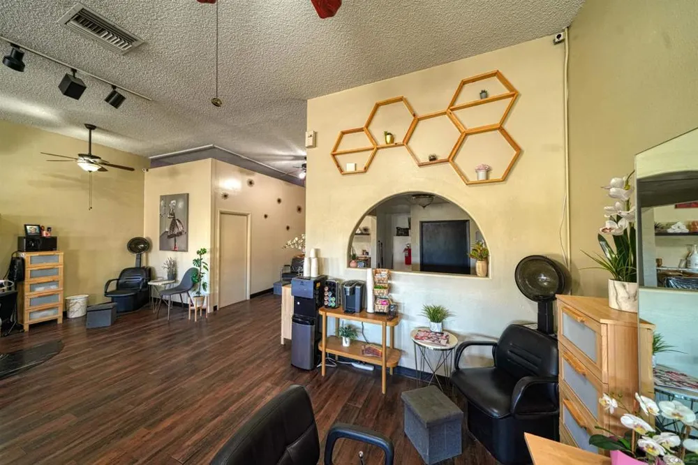 780 Main Street Ramona, CA 92065