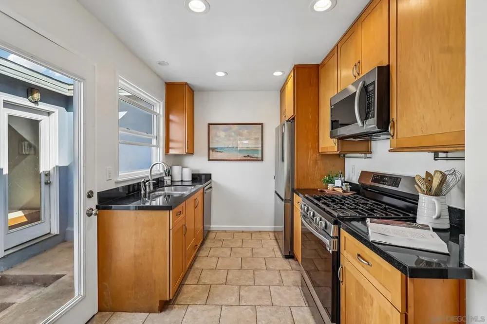 4390 Niagara Ave San Diego, CA 92107
