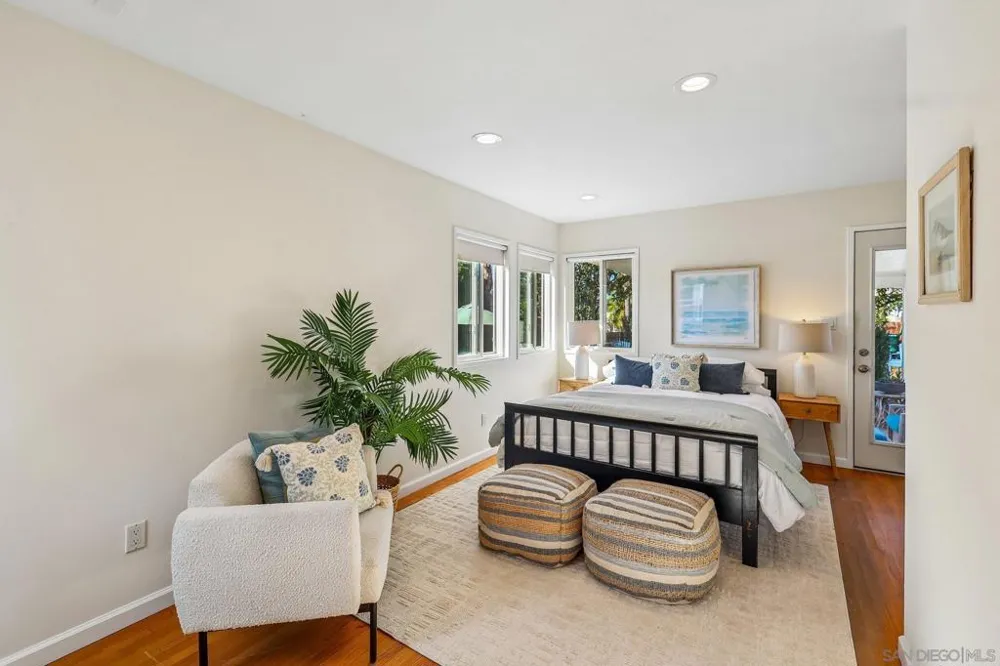 4390 Niagara Ave San Diego, CA 92107