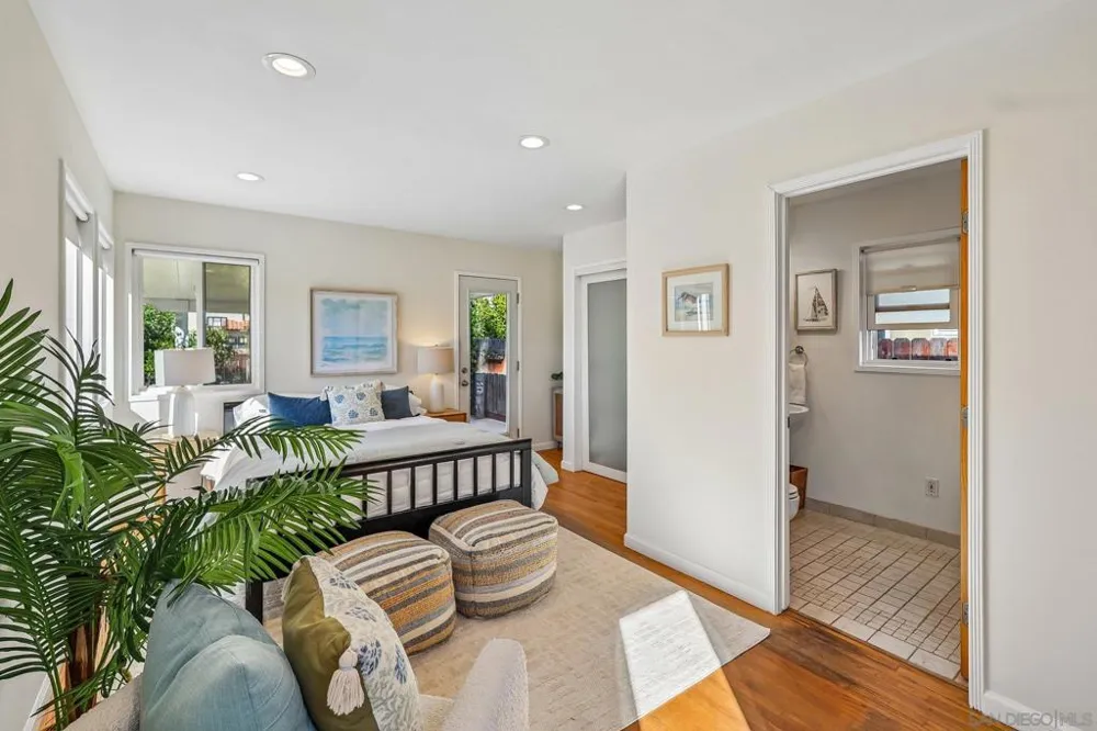 4390 Niagara Ave San Diego, CA 92107