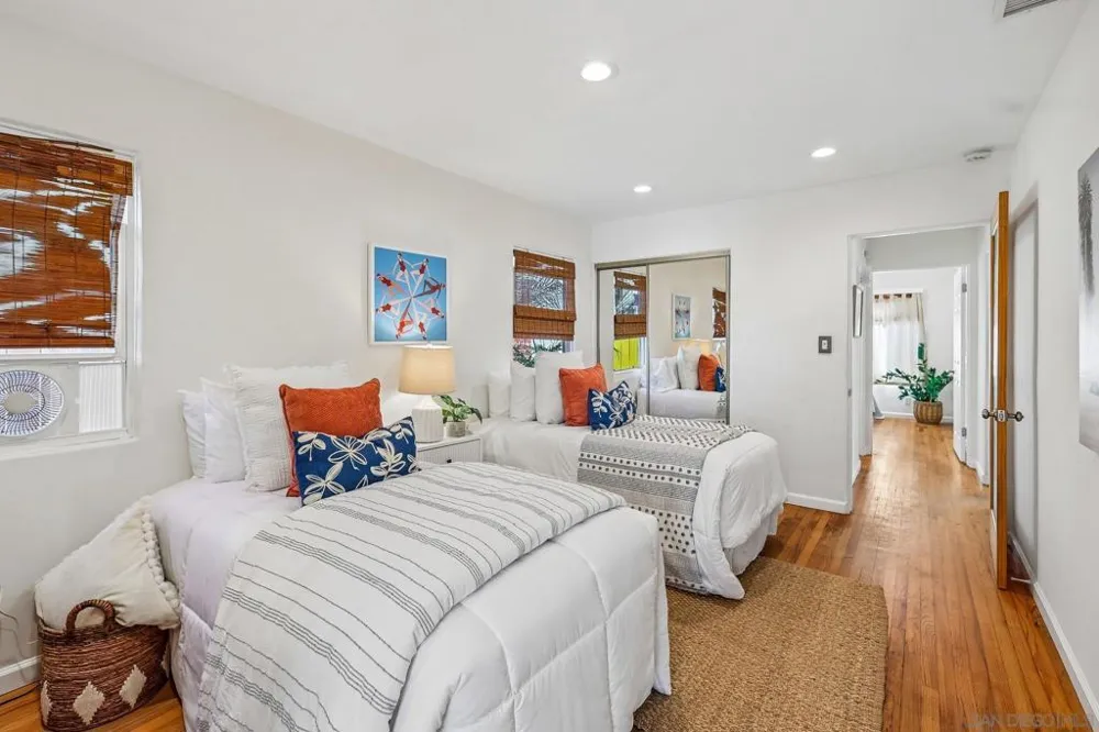 4390 Niagara Ave San Diego, CA 92107