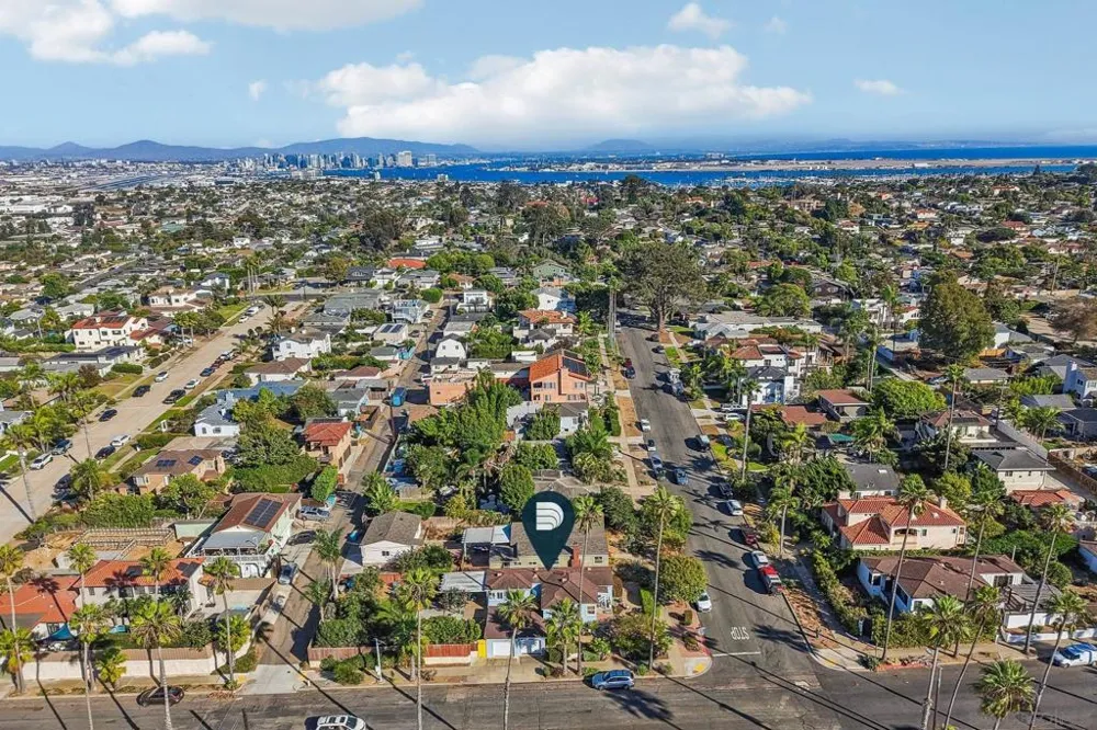 4390 Niagara Ave San Diego, CA 92107