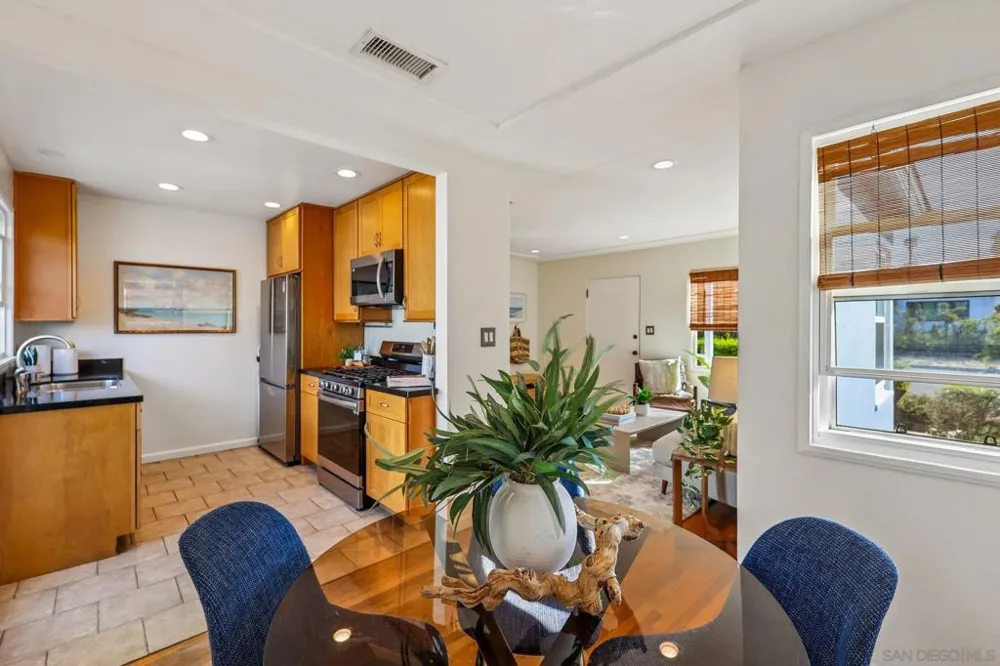 4390 Niagara Ave San Diego, CA 92107