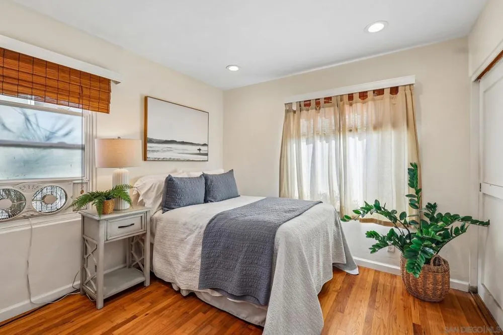 4390 Niagara Ave San Diego, CA 92107