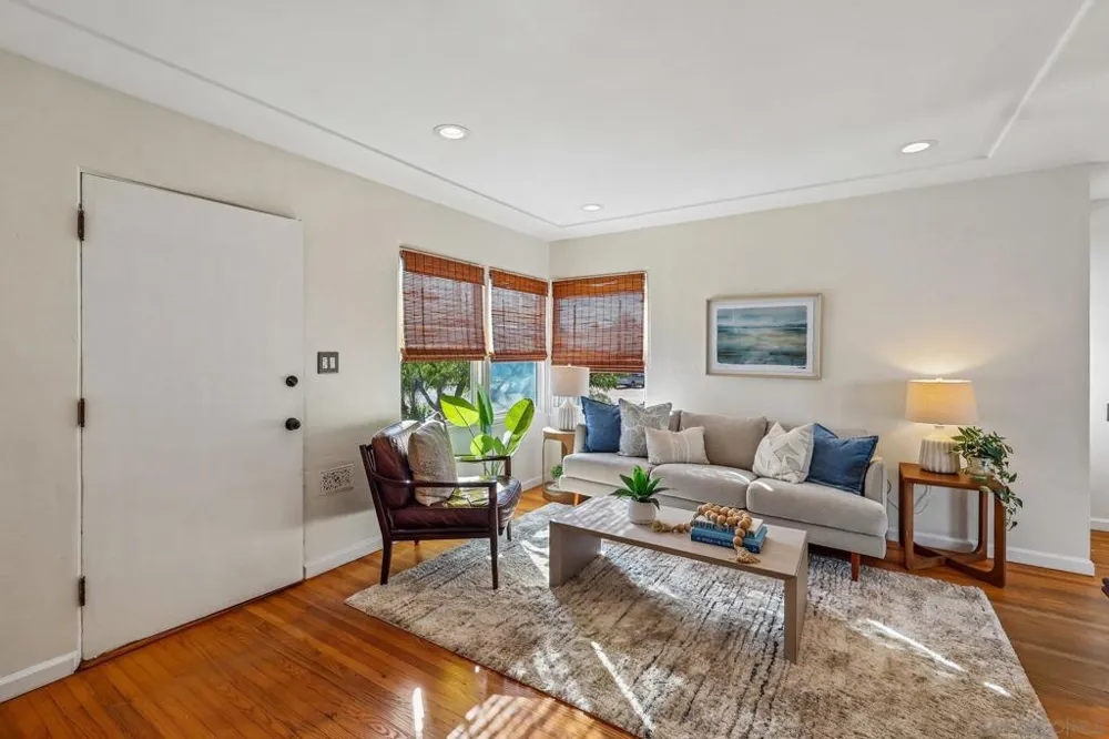 4390 Niagara Ave San Diego, CA 92107