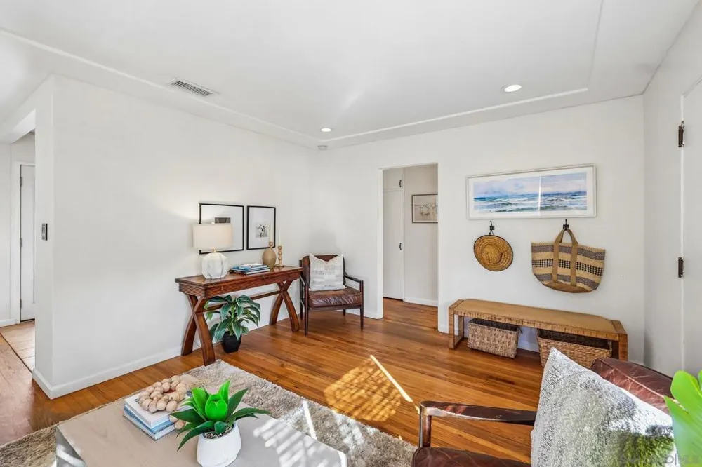 4390 Niagara Ave San Diego, CA 92107