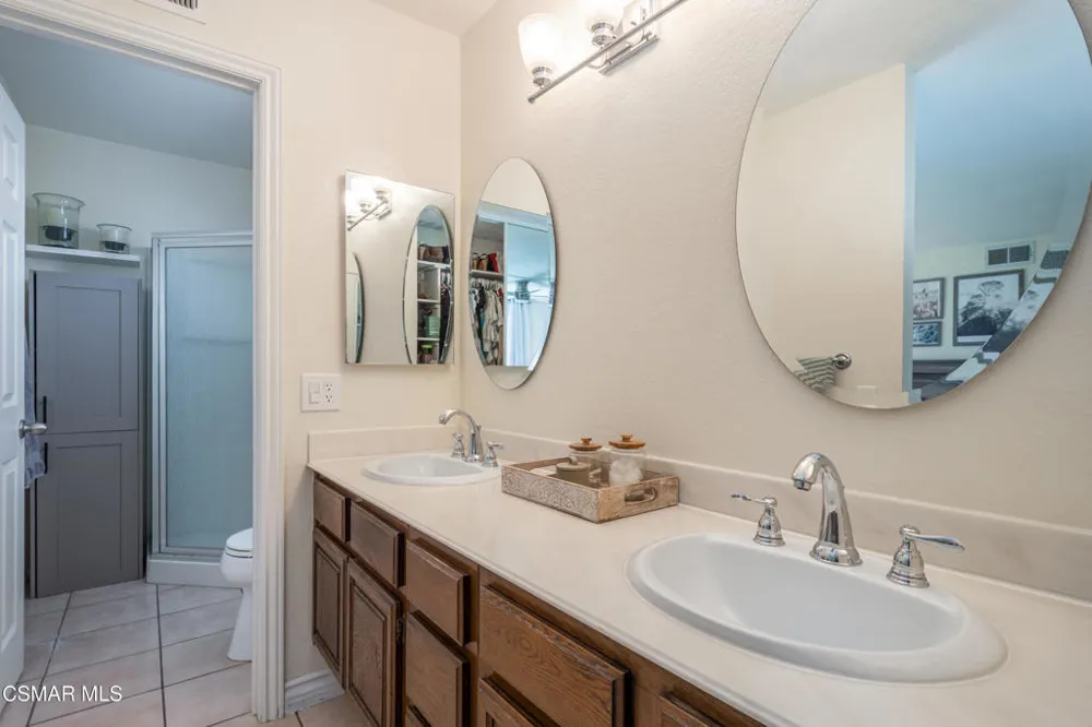 6075 Fremont Circle Camarillo, CA 93012