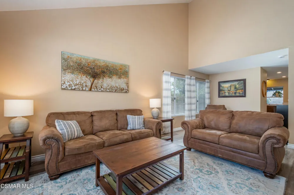 6075 Fremont Circle Camarillo, CA 93012