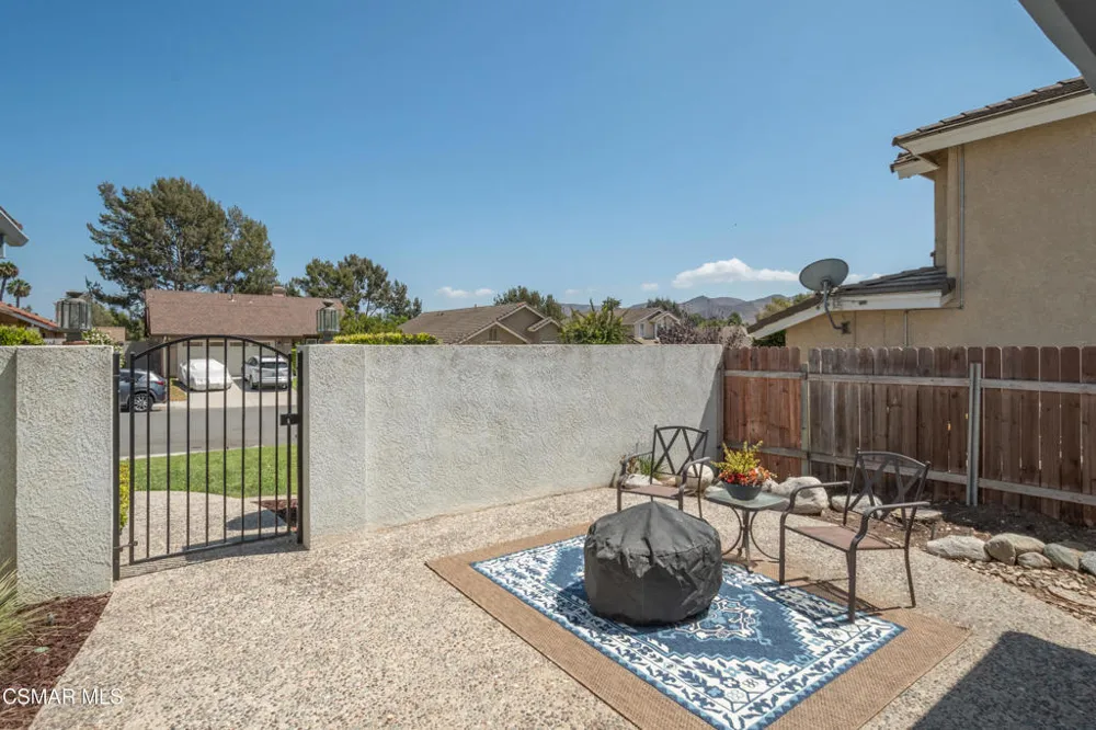 6075 Fremont Circle Camarillo, CA 93012