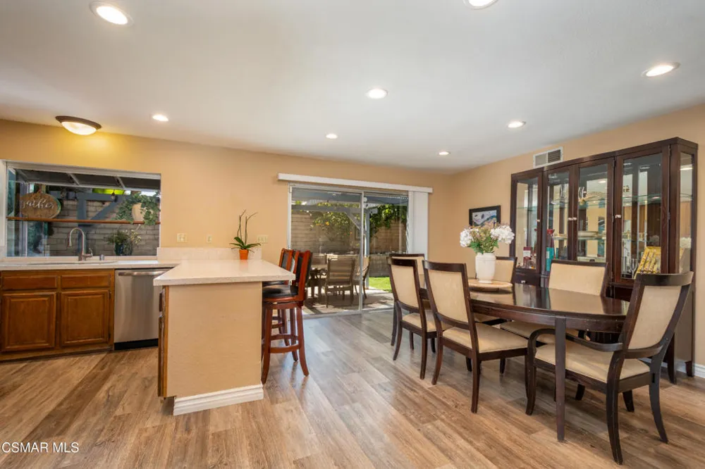 6075 Fremont Circle Camarillo, CA 93012