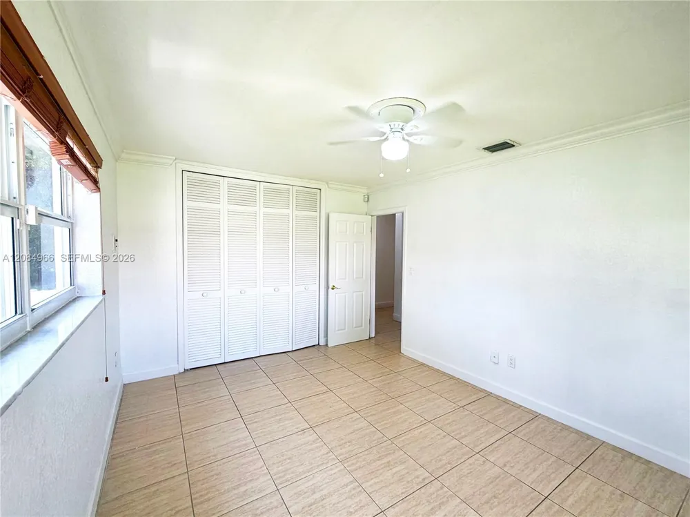 8220 SW 87th Ter Miami, FL 33143