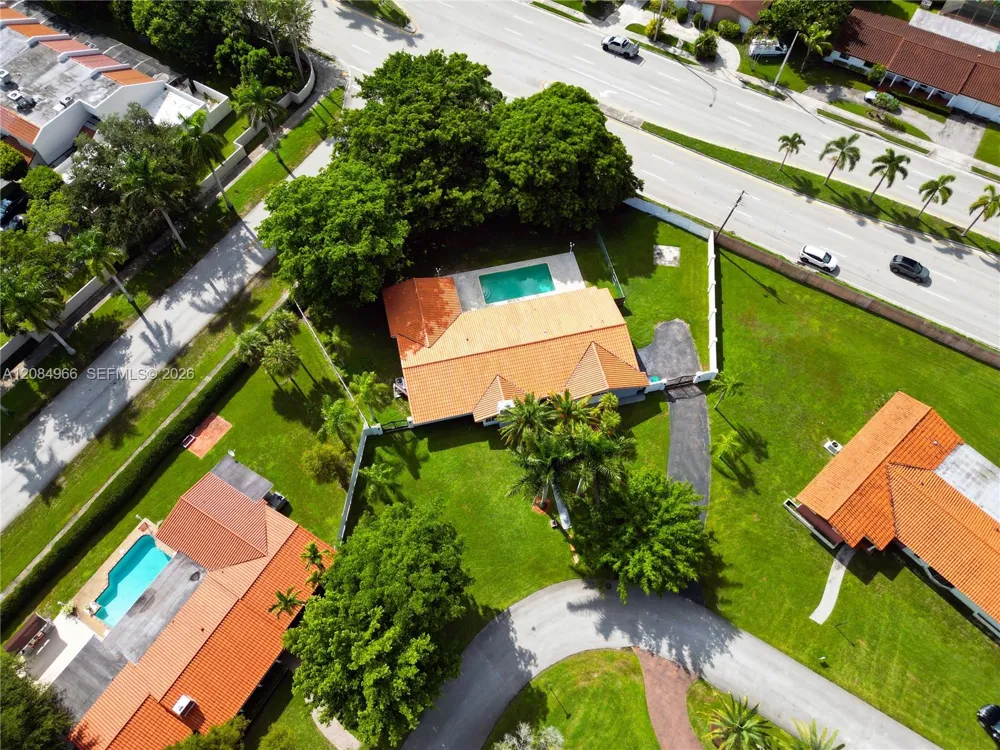 8220 SW 87th Ter Miami, FL 33143