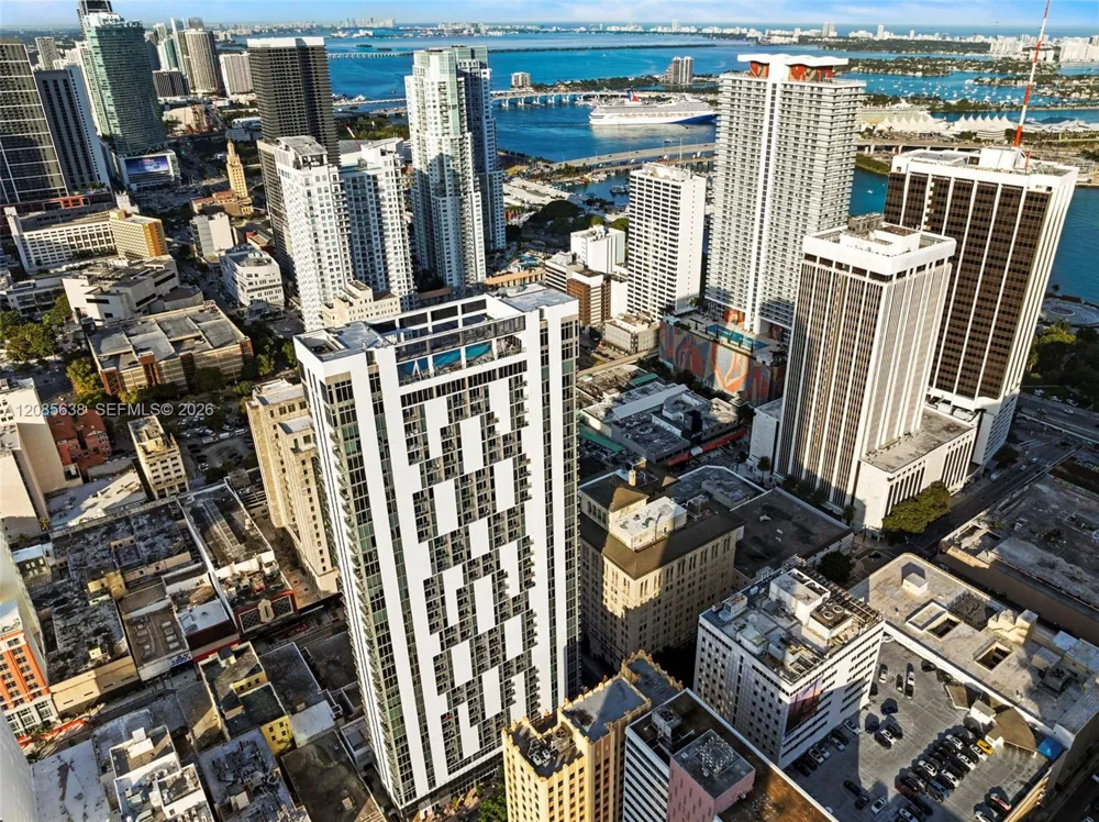 151 SE 1st St #1104 Miami, FL 33131