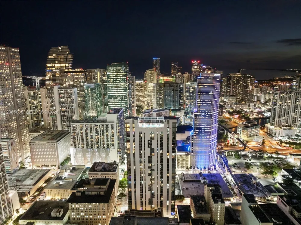 151 SE 1st St #1104 Miami, FL 33131