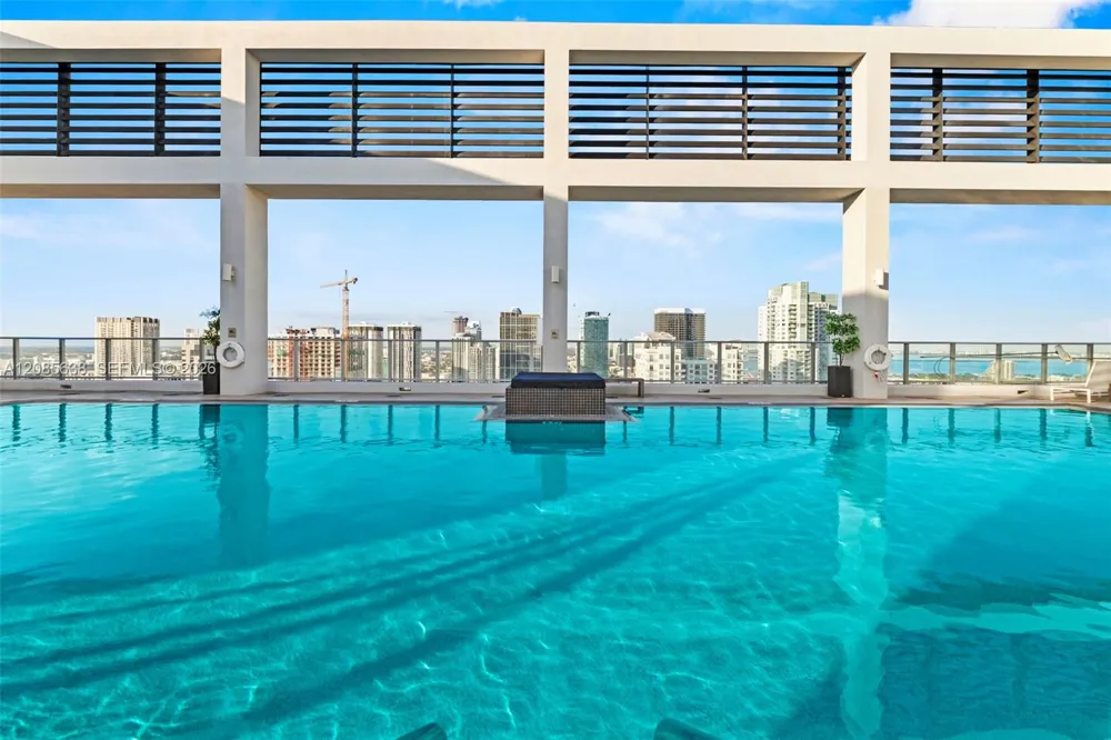151 SE 1st St #1104 Miami, FL 33131
