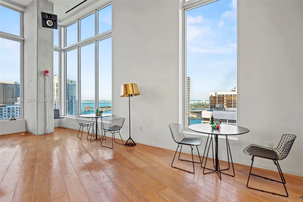 151 SE 1st St #1104 Miami, FL 33131