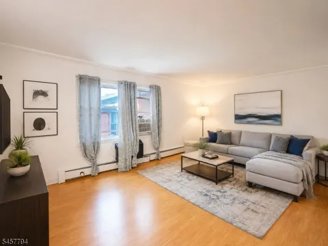 53 Knox Ter #2A Unit 2A