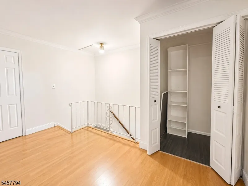 53 Knox Ter #2A Unit 2A Wayne, NJ 07470