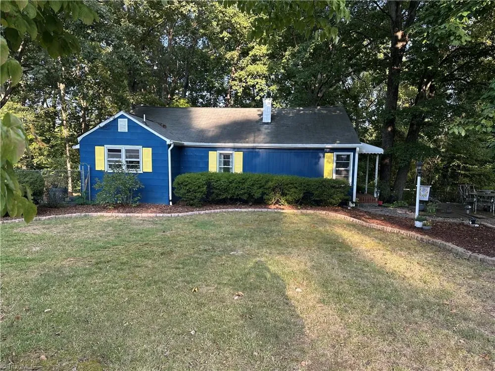 3195 Fleet Street Winston-Salem, NC 27127