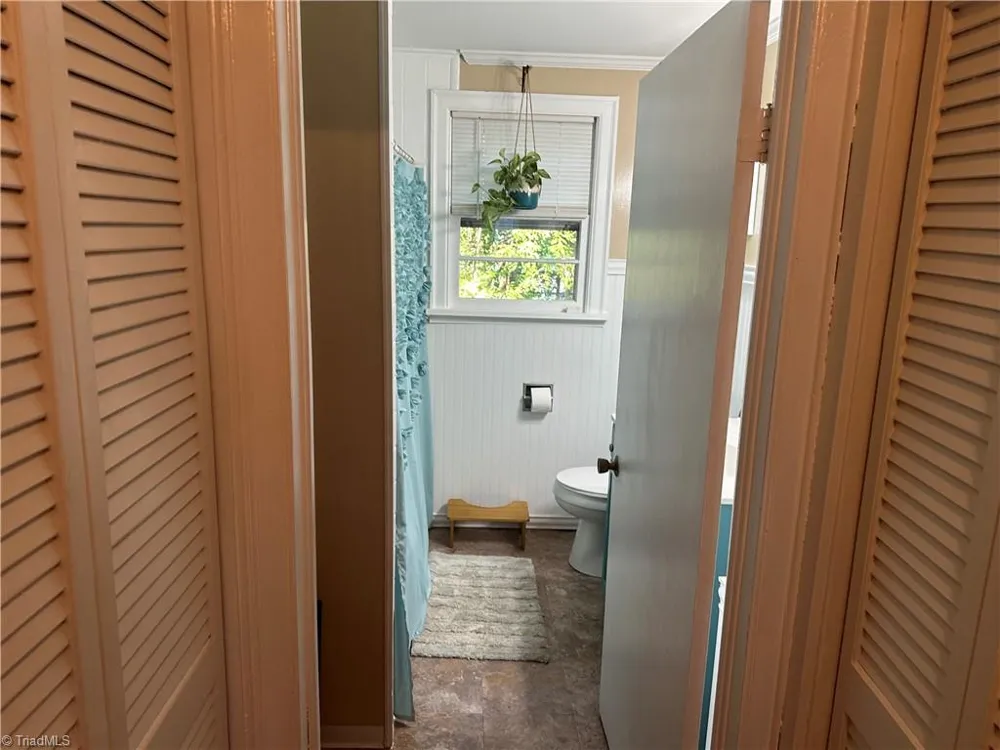 3195 Fleet Street Winston-Salem, NC 27127