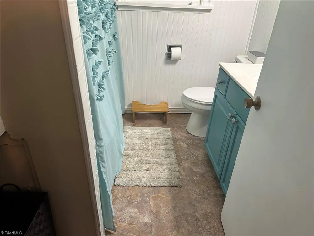 3195 Fleet Street Winston-Salem, NC 27127