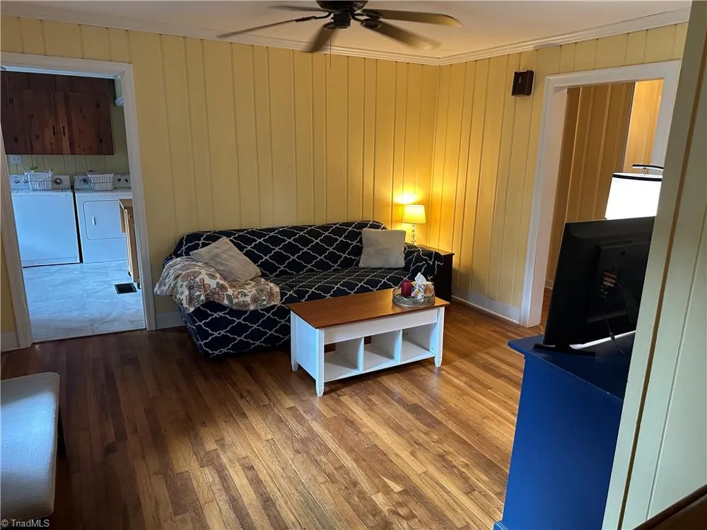 3195 Fleet Street Winston-Salem, NC 27127