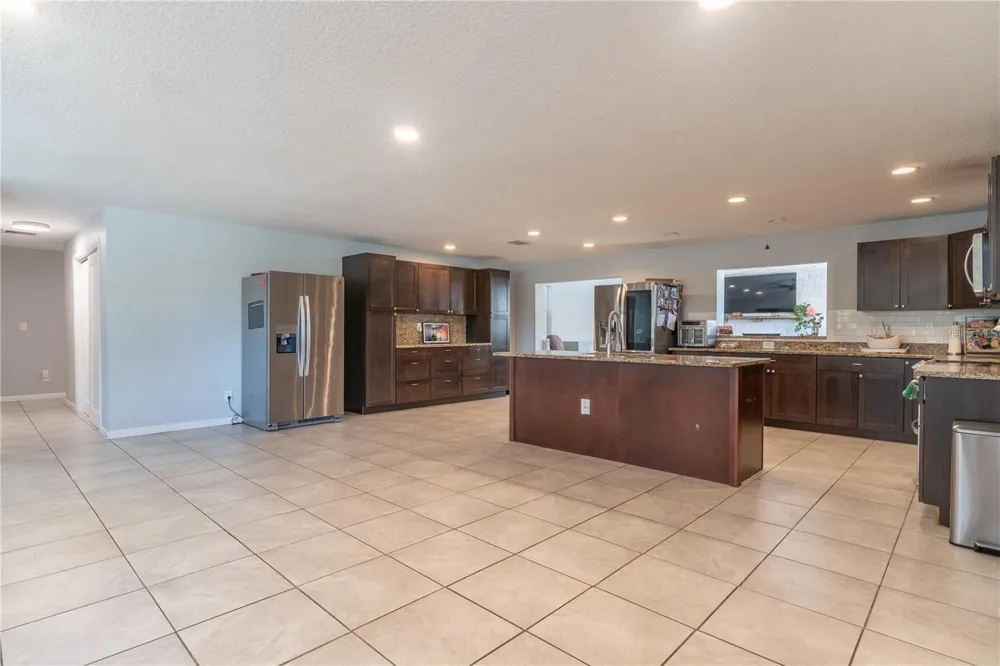 12705 PARK BOULEVARD Seminole, FL 33776
