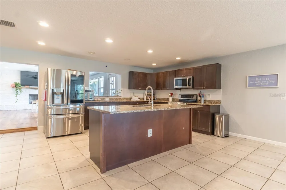 12705 PARK BOULEVARD Seminole, FL 33776