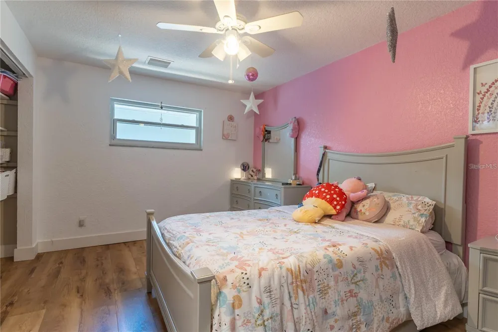 12705 PARK BOULEVARD Seminole, FL 33776
