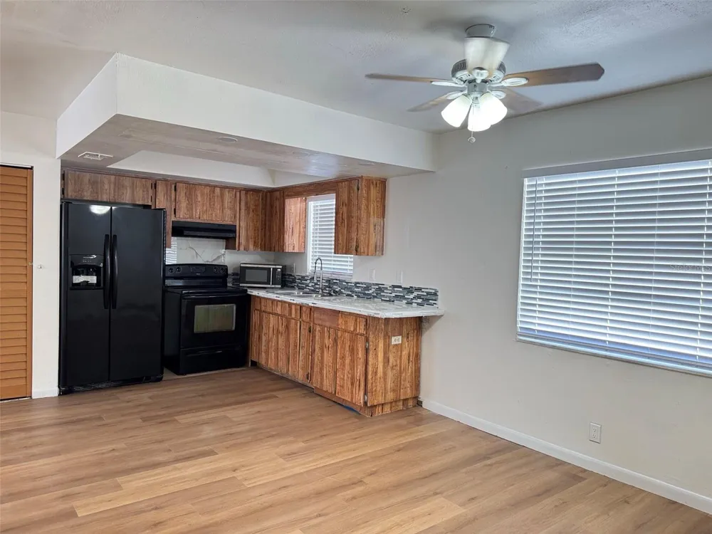 3218 68TH AVENUE St Petersburg, FL 33702