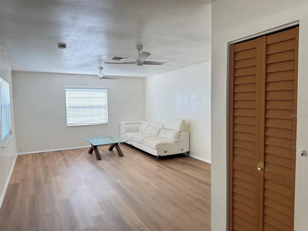 3218 68TH AVENUE St Petersburg, FL 33702